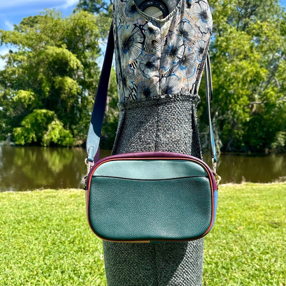 SOLD - COACH NWOT Jamie Camera Bag in Colorblock Leather Crossbody Bag CE647 - Picture 6 of 16